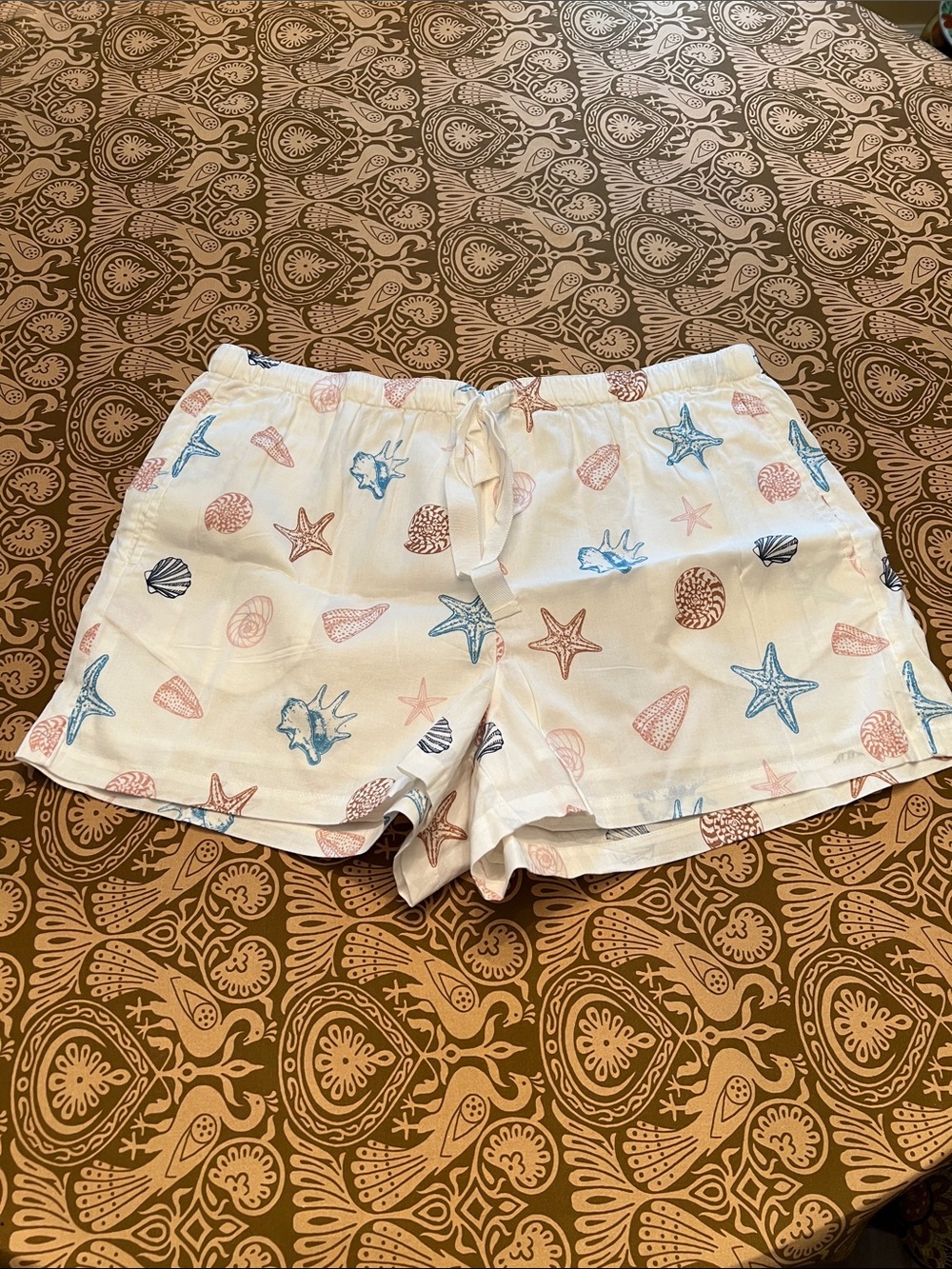 Women's White Shell-Print Sleep Shorts
